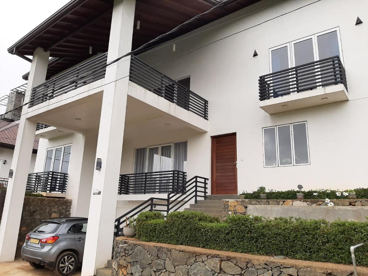 J'S Villa Nuwara Eliya Exteriör bild