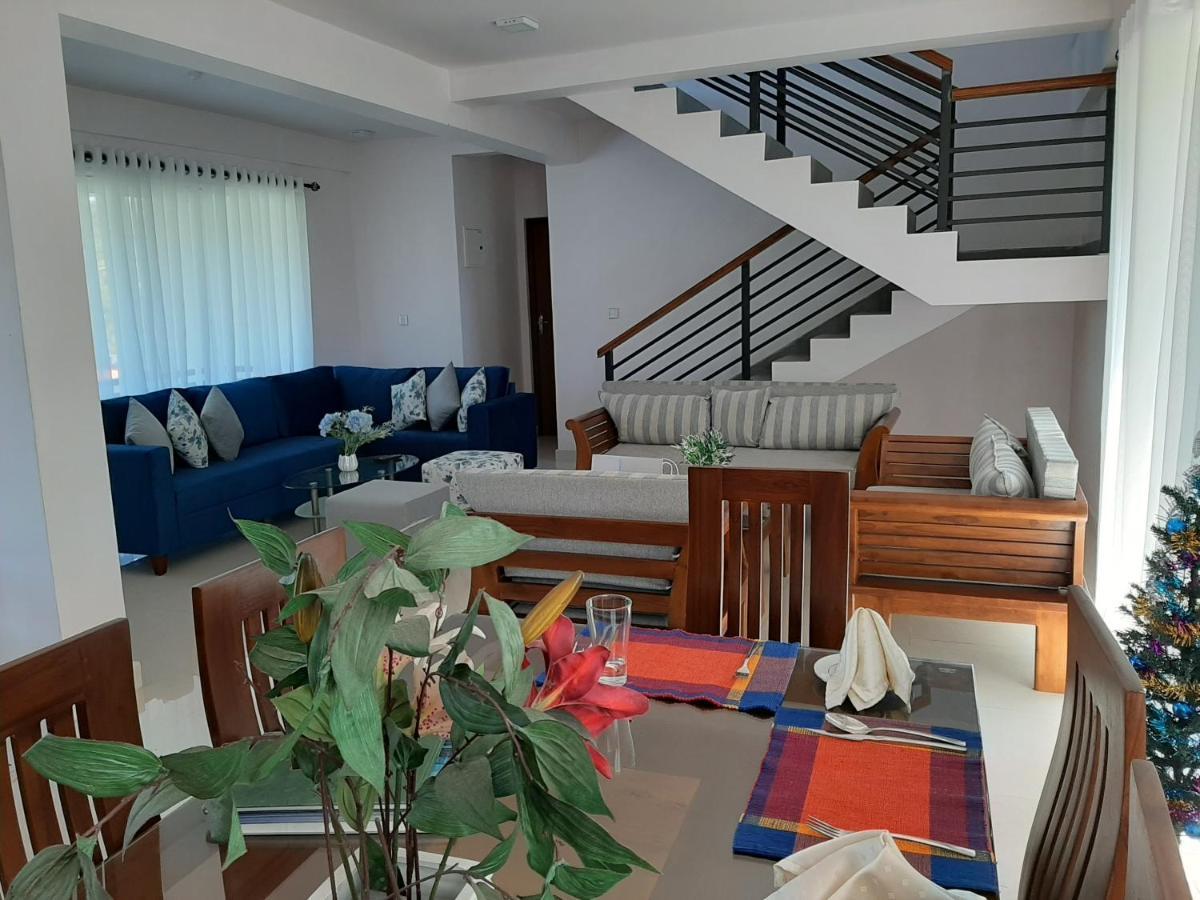 J'S Villa Nuwara Eliya Exteriör bild