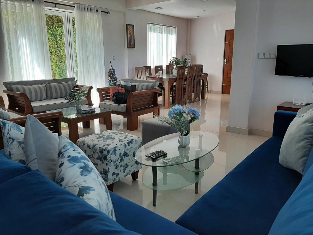 J'S Villa Nuwara Eliya Exteriör bild