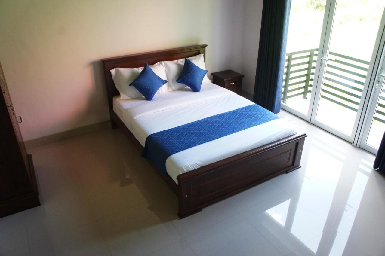 J'S Villa Nuwara Eliya Exteriör bild